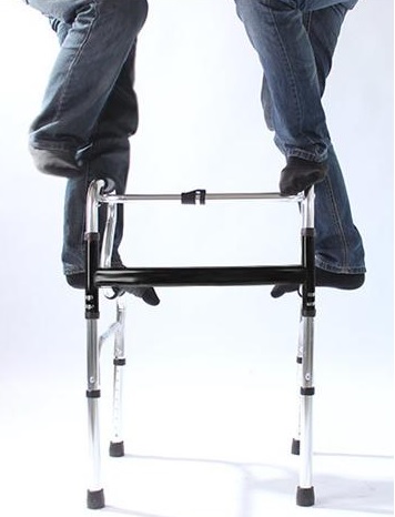 Heavy duty bariatric walker